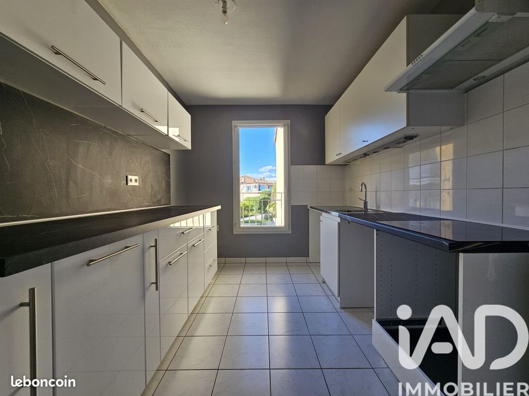 Appartement à vendre, 66m², Puget-sur-Argens