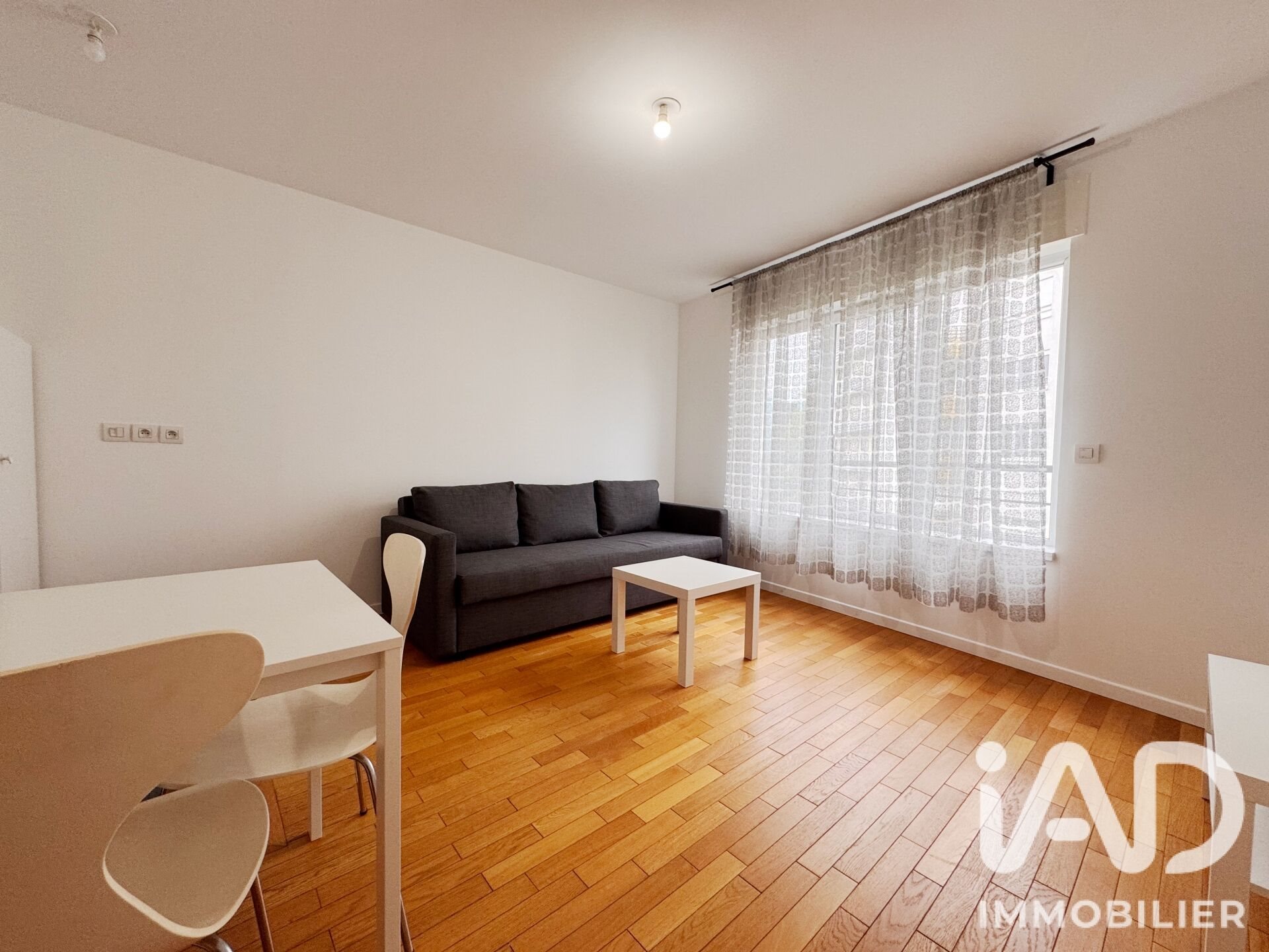 Appartement à louer, 27m², Issy-les-Moulineaux