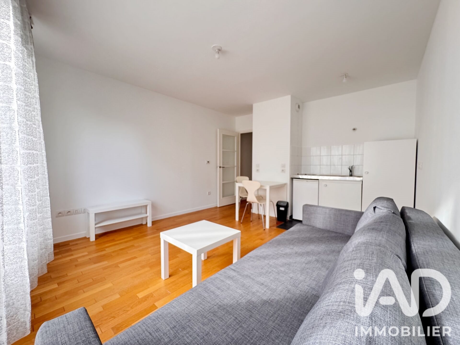 Appartement à louer, 27m², Issy-les-Moulineaux