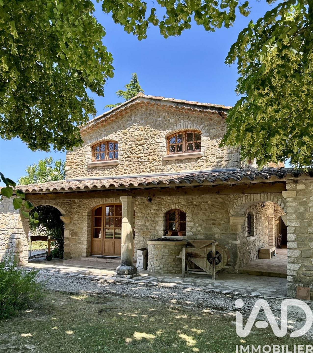 Maison à vendre, 418m², La Bégude-de-Mazenc