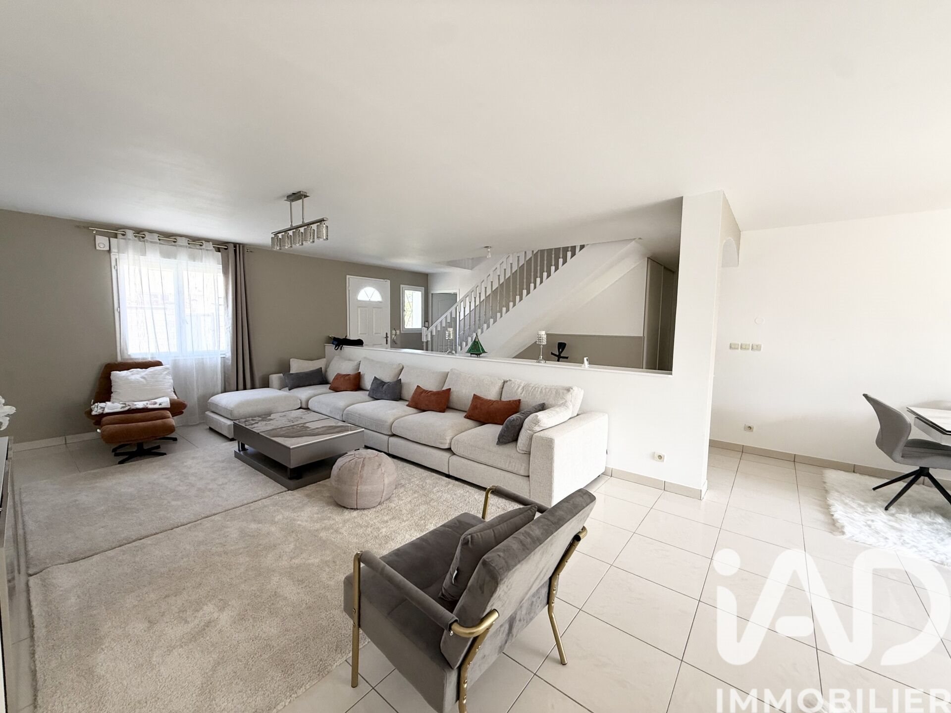 Maison à vendre, 213m², Barbey