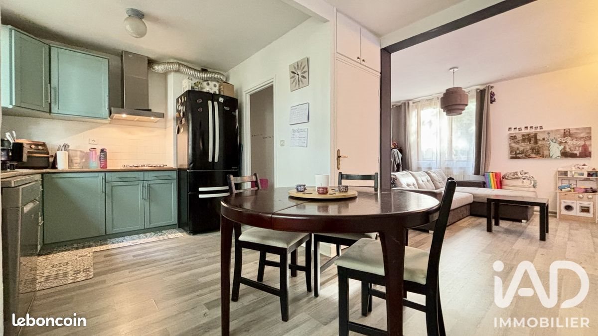 Appartement à vendre, 63m², Sainte-Geneviève-des-Bois