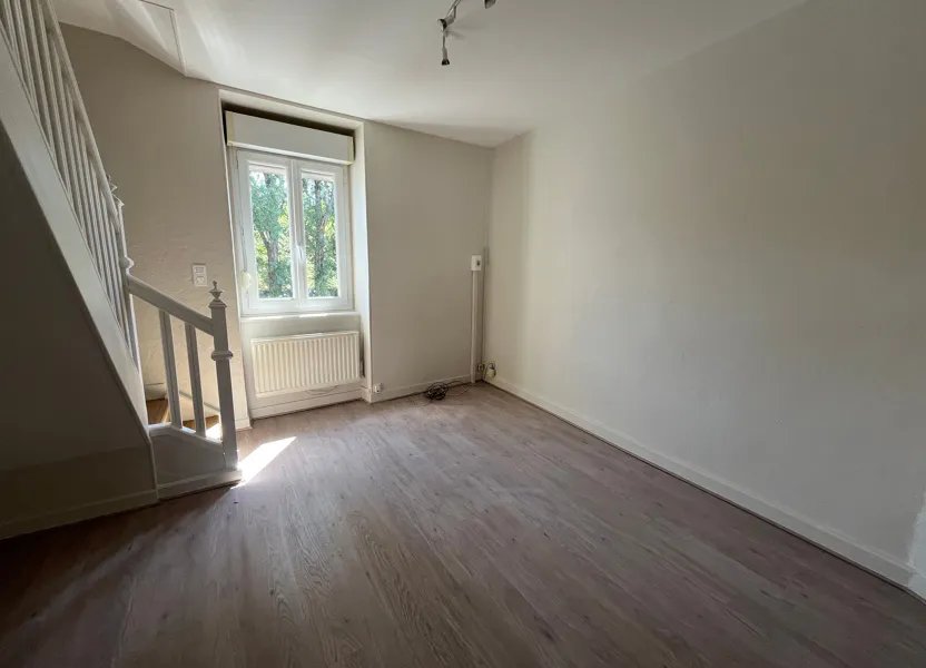 Appartement à louer, 30m², Saint-Yrieix-la-Perche