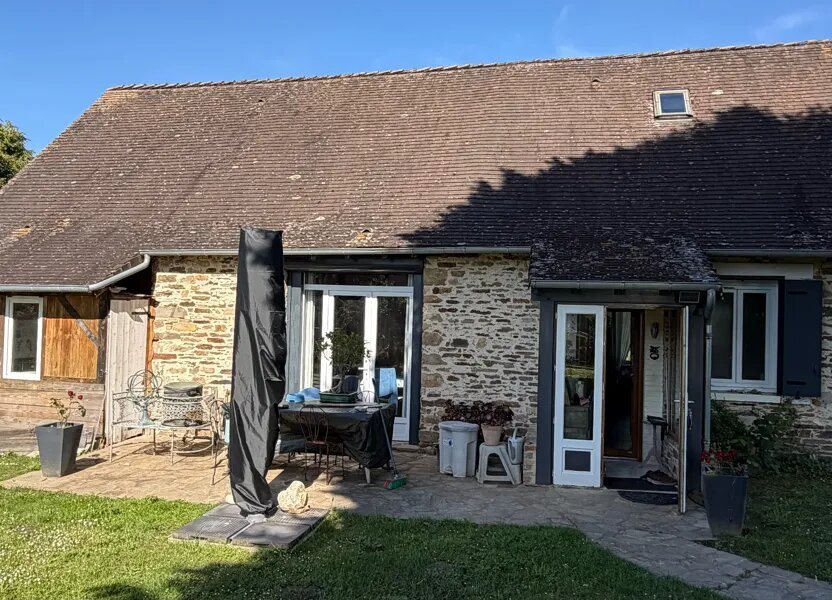 Maison à vendre, 102m², Saint-Priest-les-Fougères