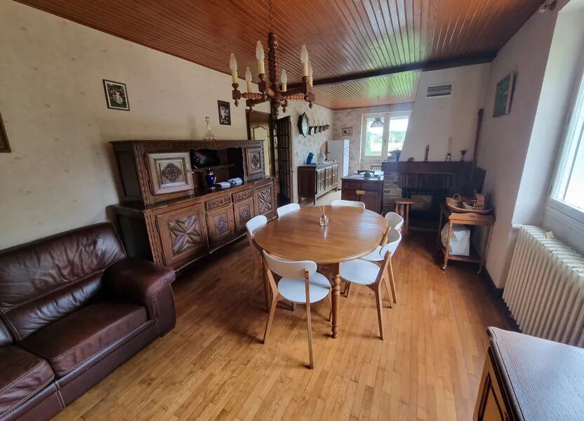 Maison à vendre, 195m², Saint-Yrieix-la-Perche