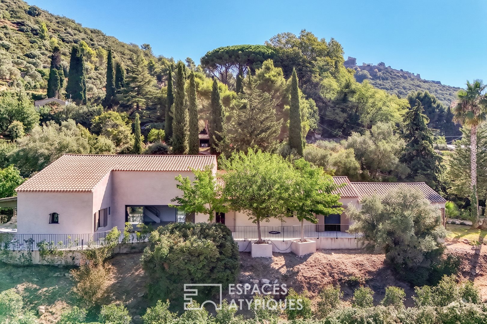 Maison à vendre, 260m², Evenos
