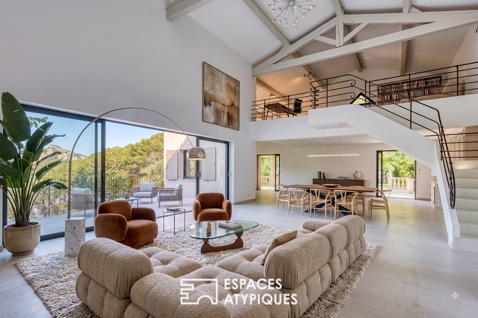Maison à vendre, 260m², Evenos