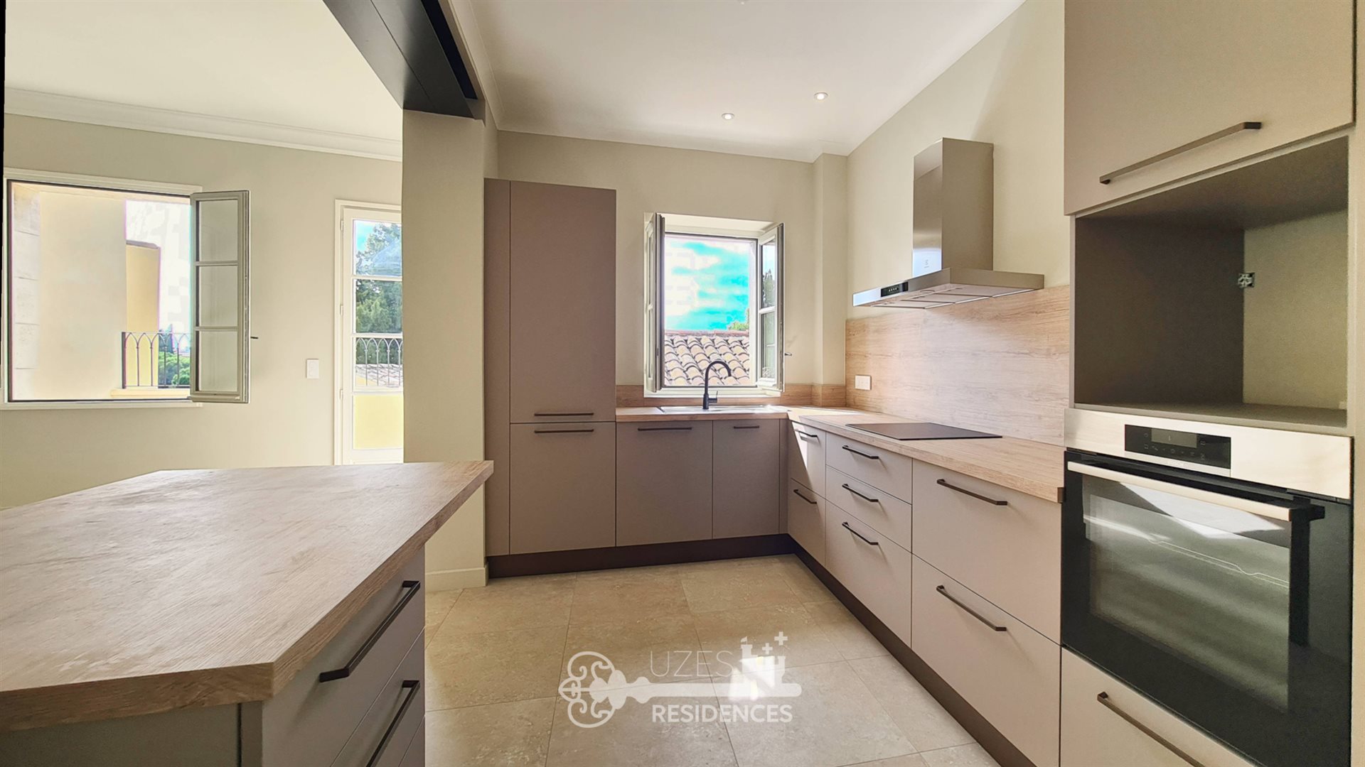 Appartement à vendre, 90m², Uzès