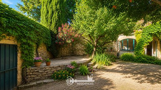 Maison 7 pièces 195 m² · à Uzès · 195 m² · 485 000 €