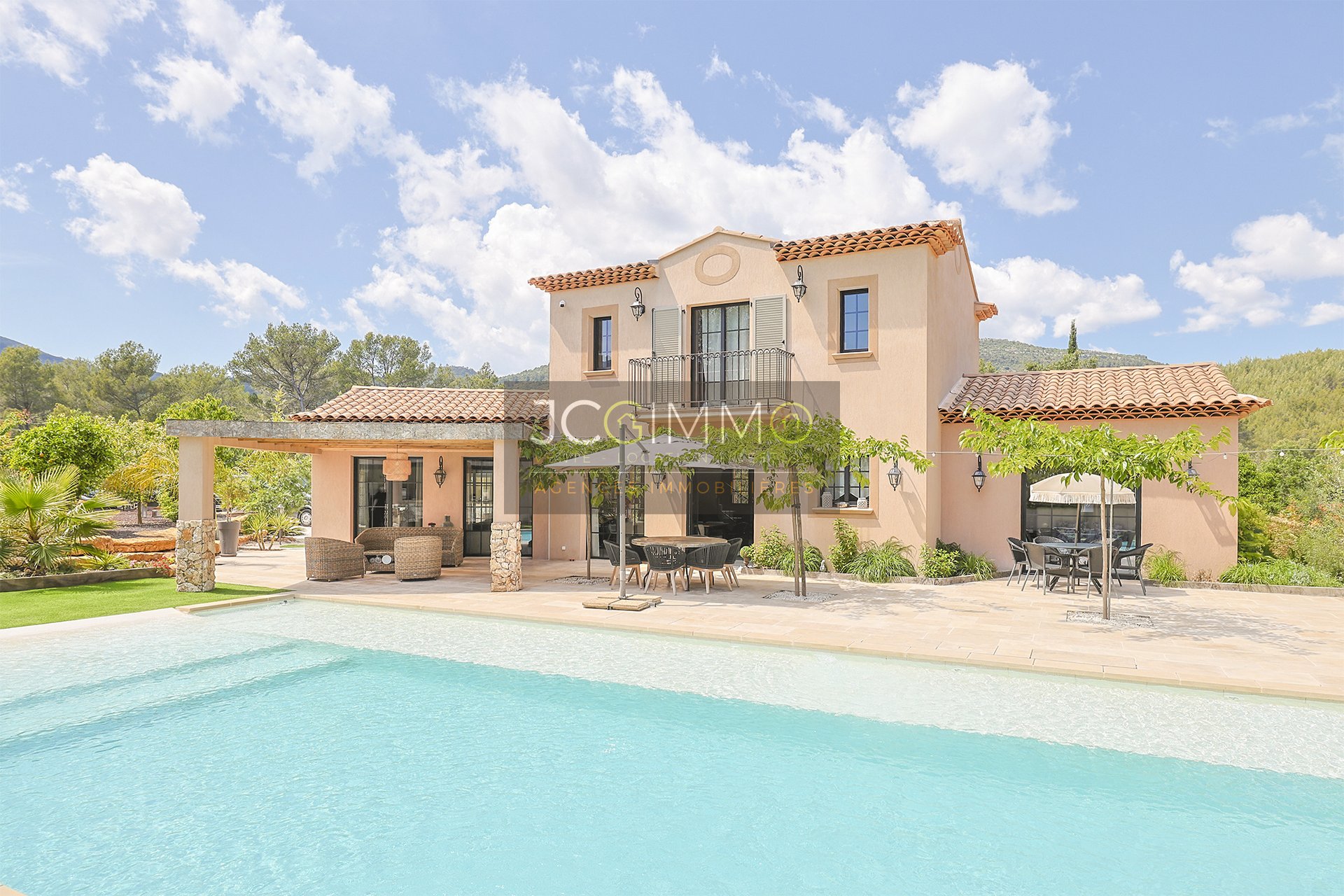 Maison à vendre, 150m², Solliès-Toucas