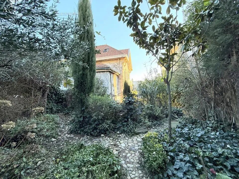 Maison à vendre, 142m², Aubenas