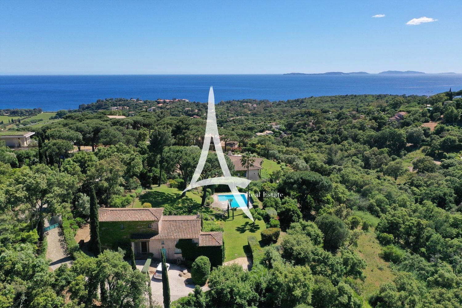 Maison à vendre, 200m², La Croix-Valmer