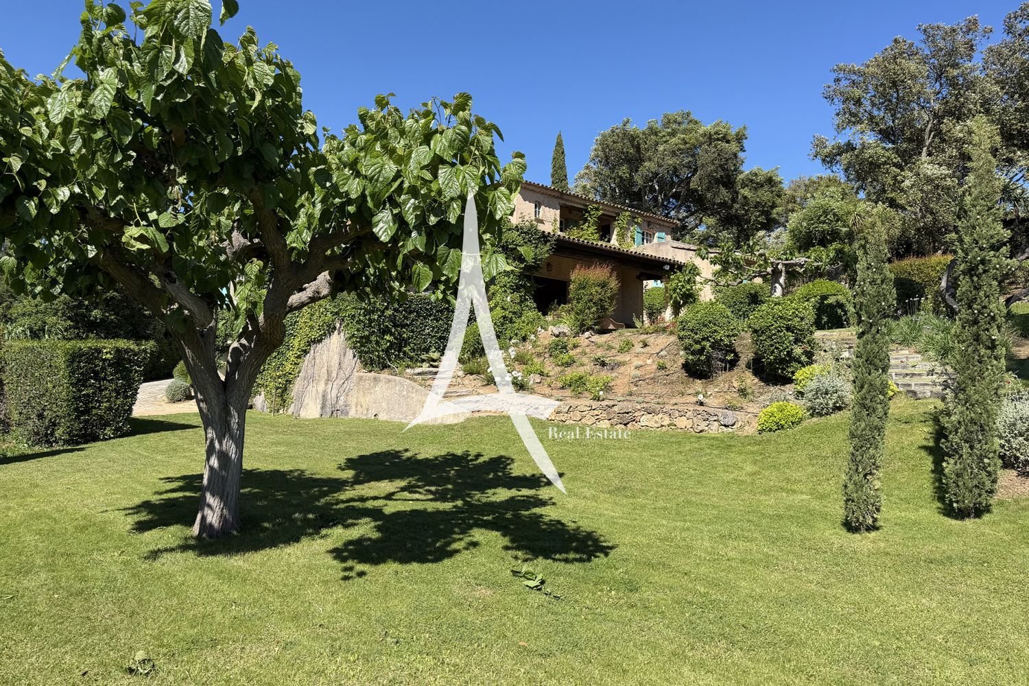 Maison à vendre, 200m², La Croix-Valmer