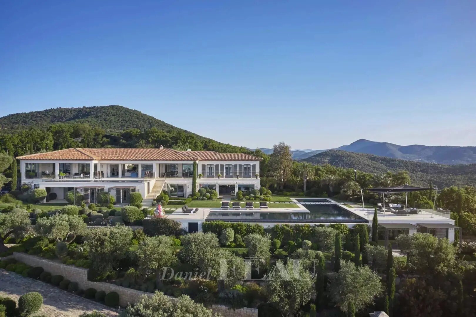 Maison à louer, 850m², Grimaud