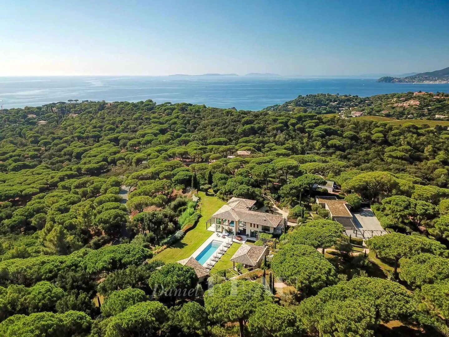 Maison à louer, 680m², La Croix-Valmer