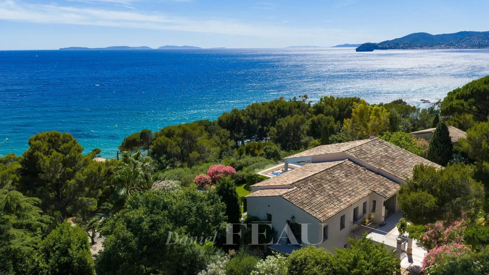 Maison à louer, 366m², La Croix-Valmer