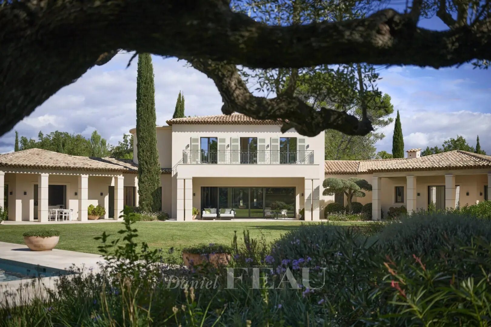 Maison à louer, 500m², Tourrettes