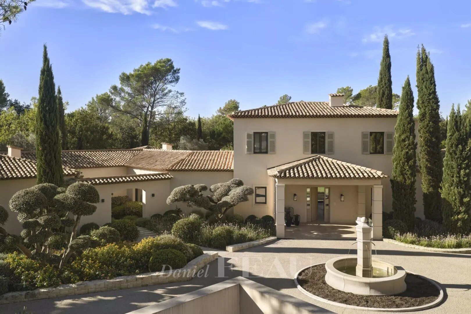Maison à louer, 500m², Tourrettes