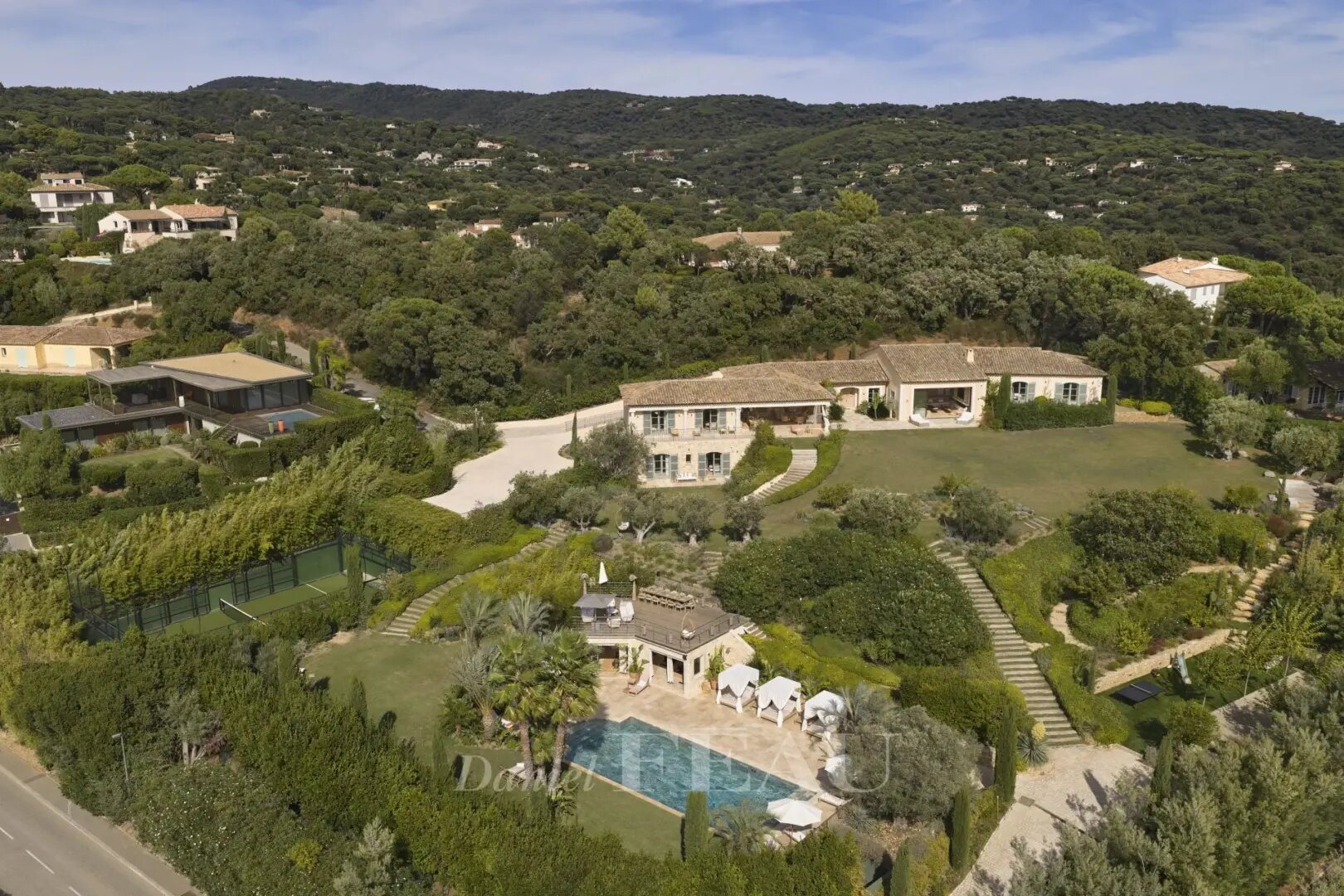 Maison à louer, 570m², La Croix-Valmer