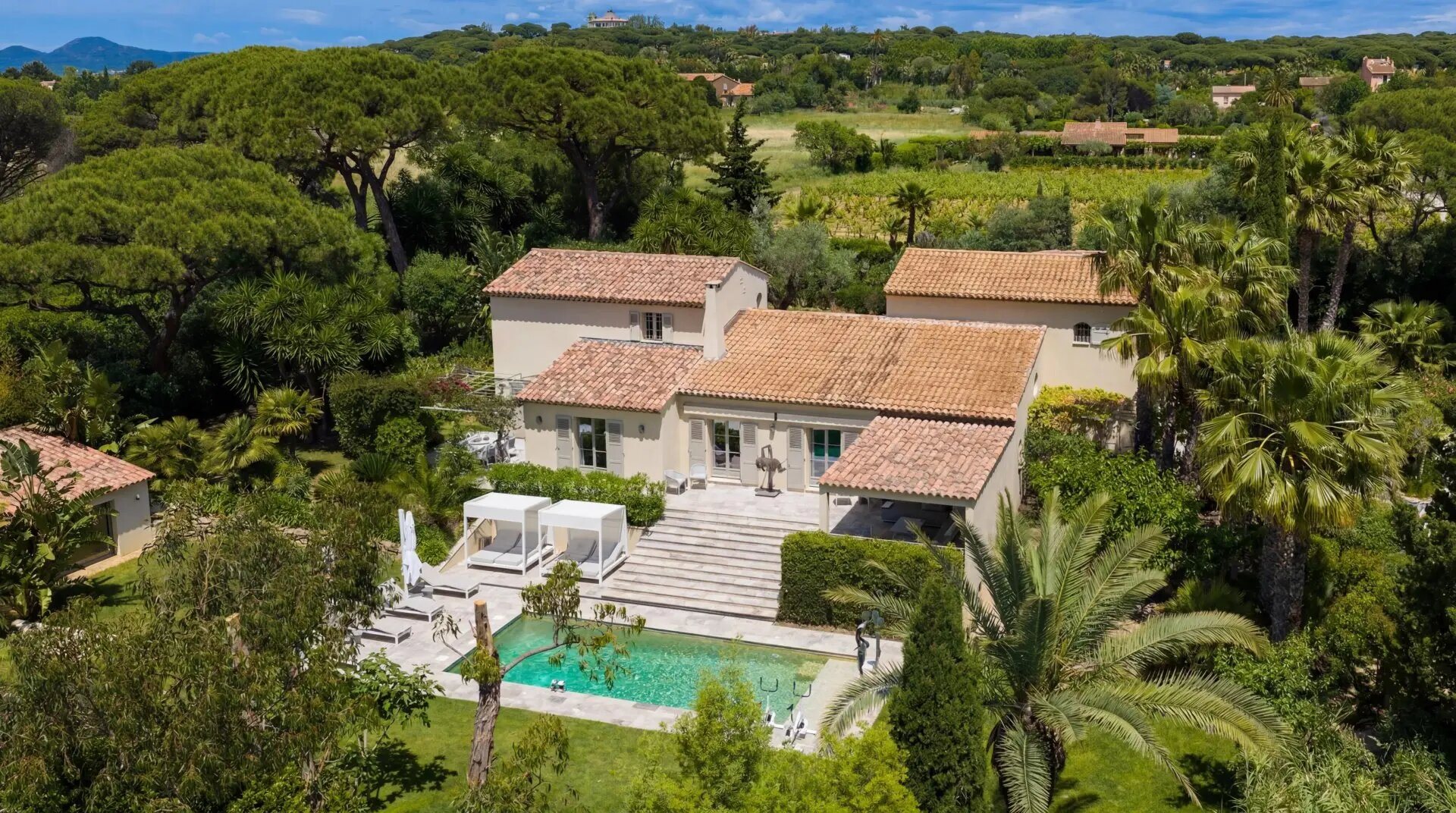 Maison à louer, 520m², Saint-Tropez