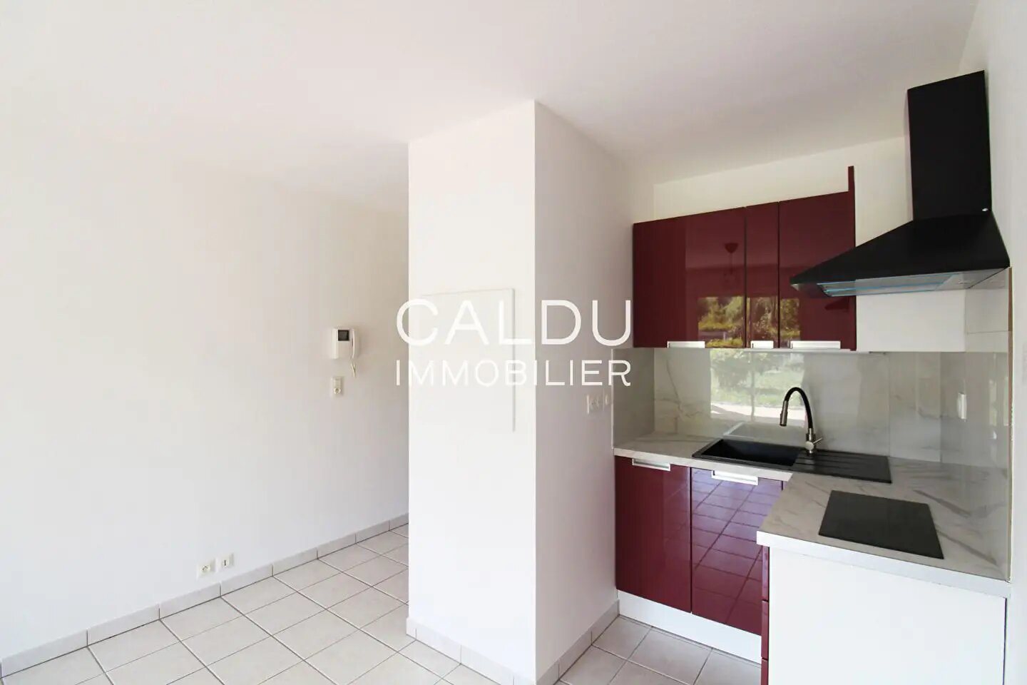Appartement à louer, 33m², Laragne-Montéglin