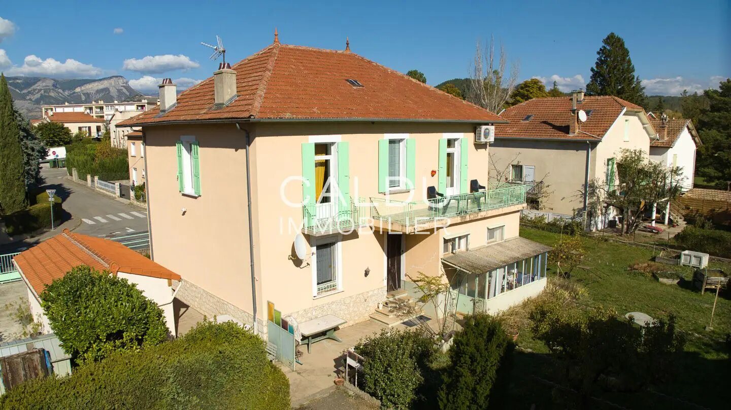 Appartement à vendre, 87m², Laragne-Montéglin