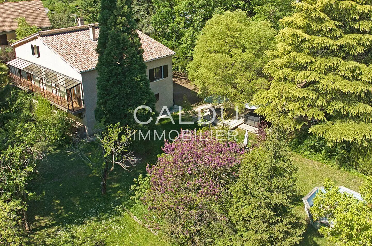 Maison à vendre, 244m², Laragne-Montéglin