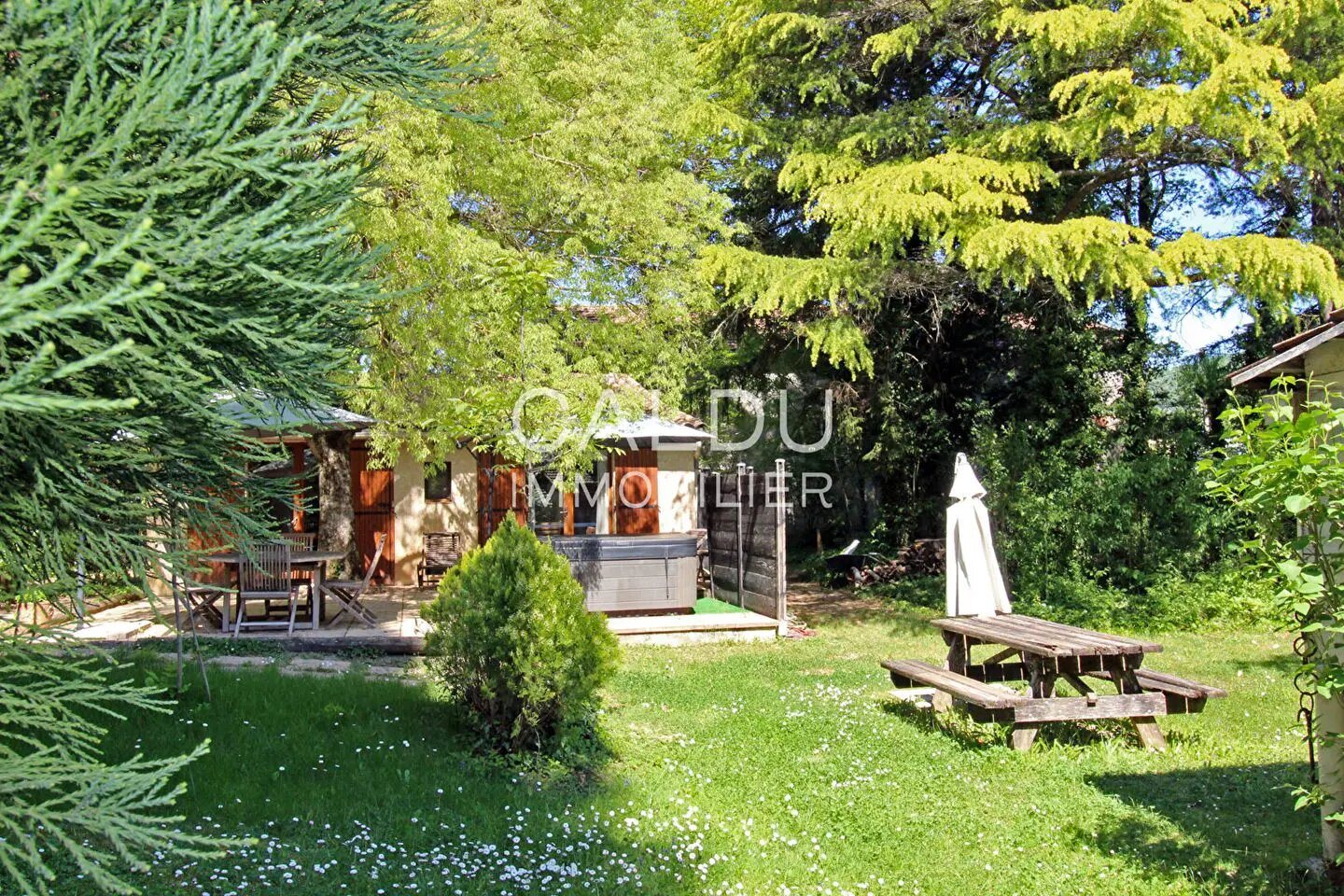 Maison à vendre, 244m², Laragne-Montéglin