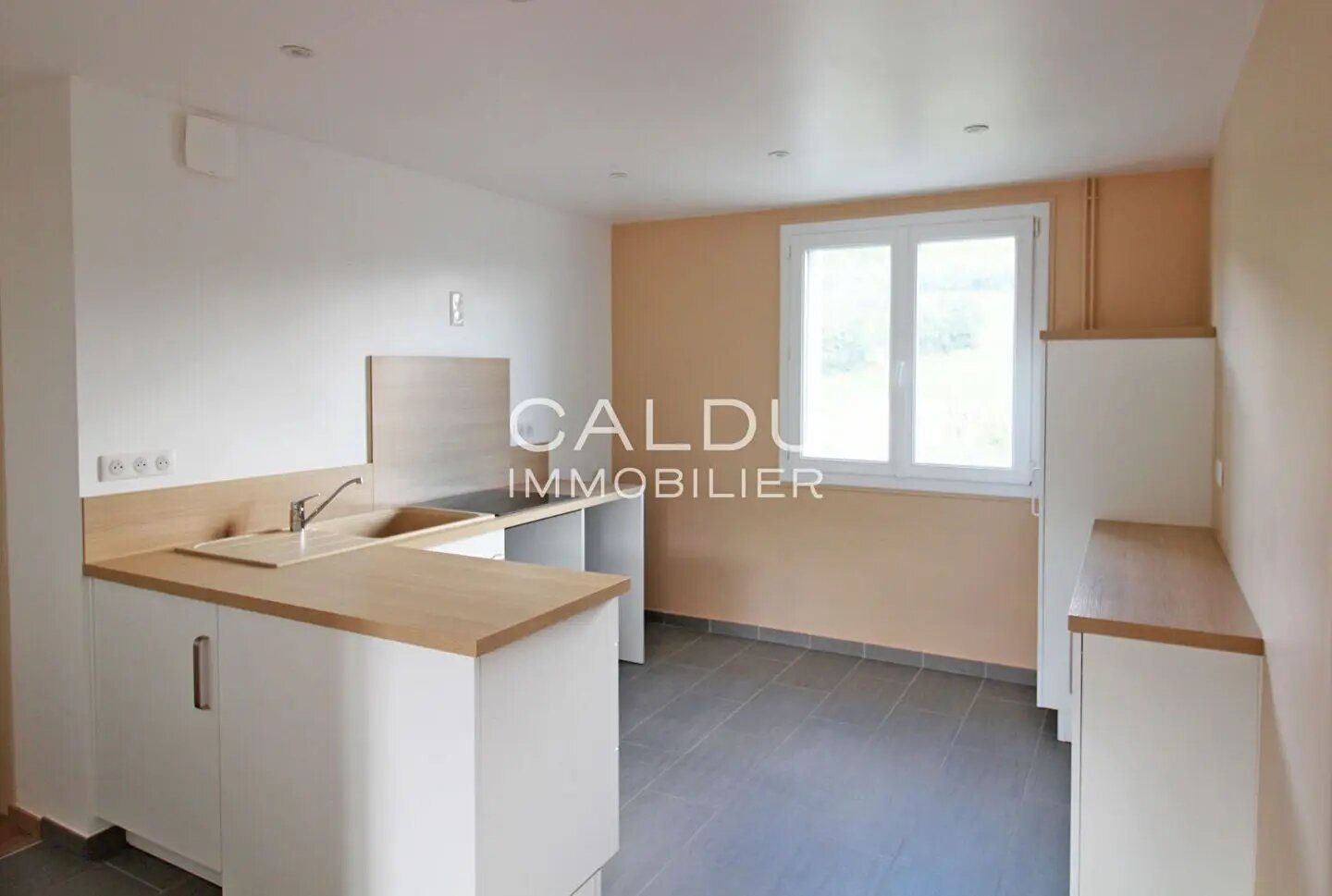 Appartement à vendre, 69m², Laragne-Montéglin