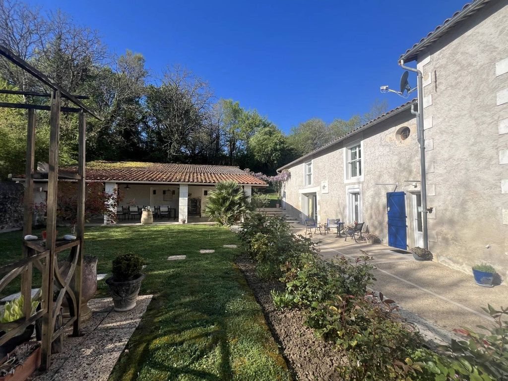 Maison à vendre, 279m², Lhommaizé