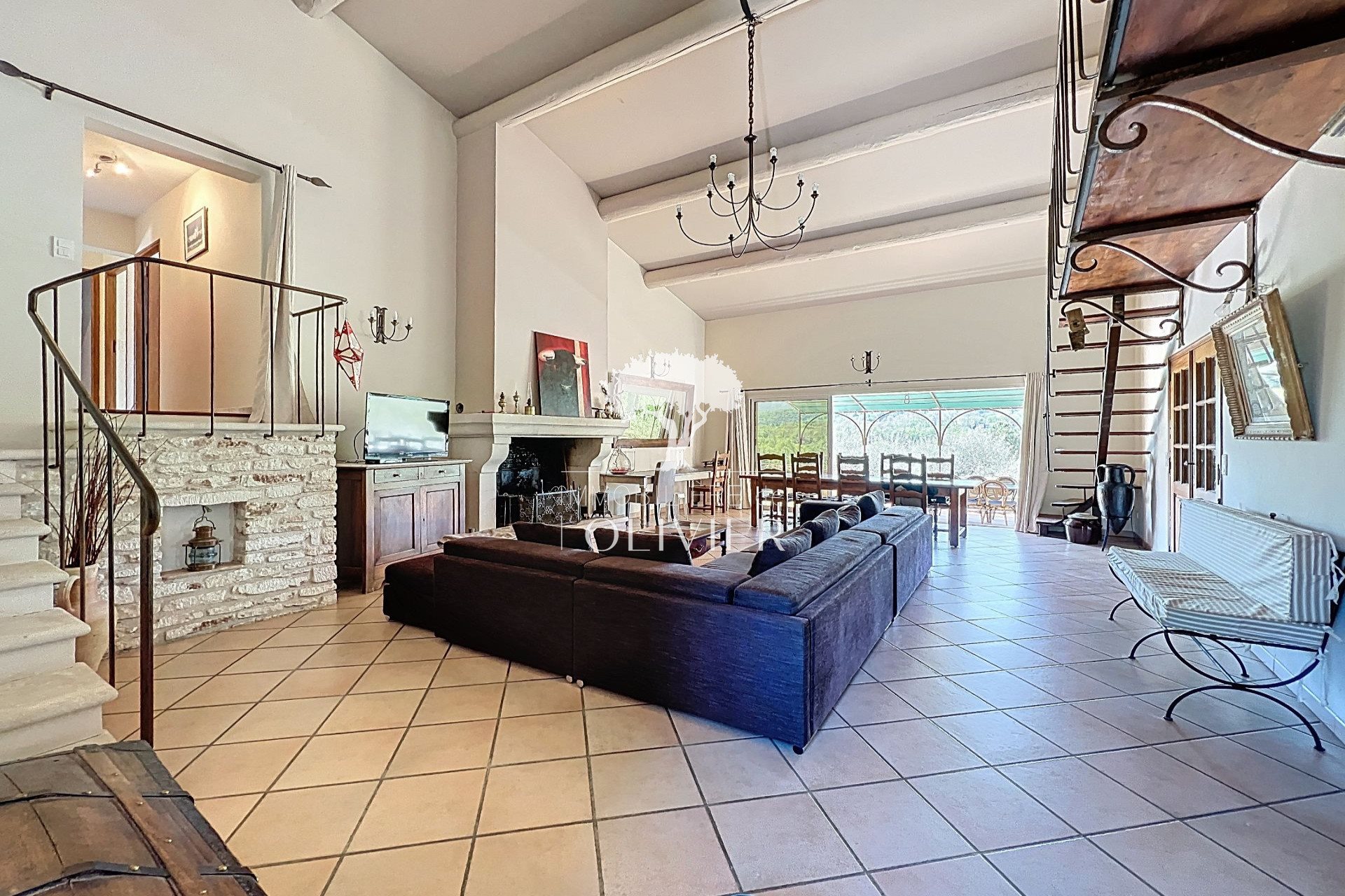 Maison à vendre, 230m², Saignon