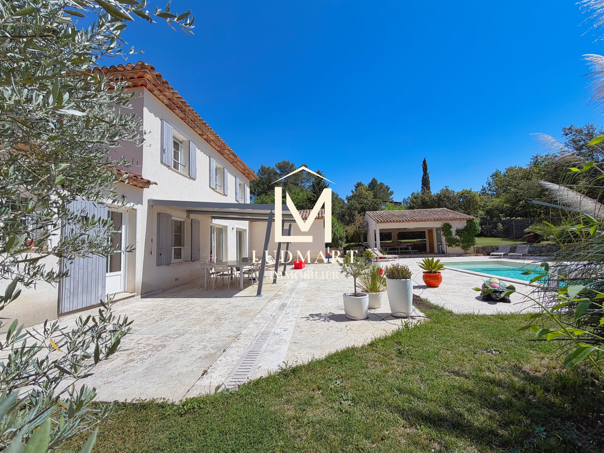 Maison à vendre, 200m², Lorgues