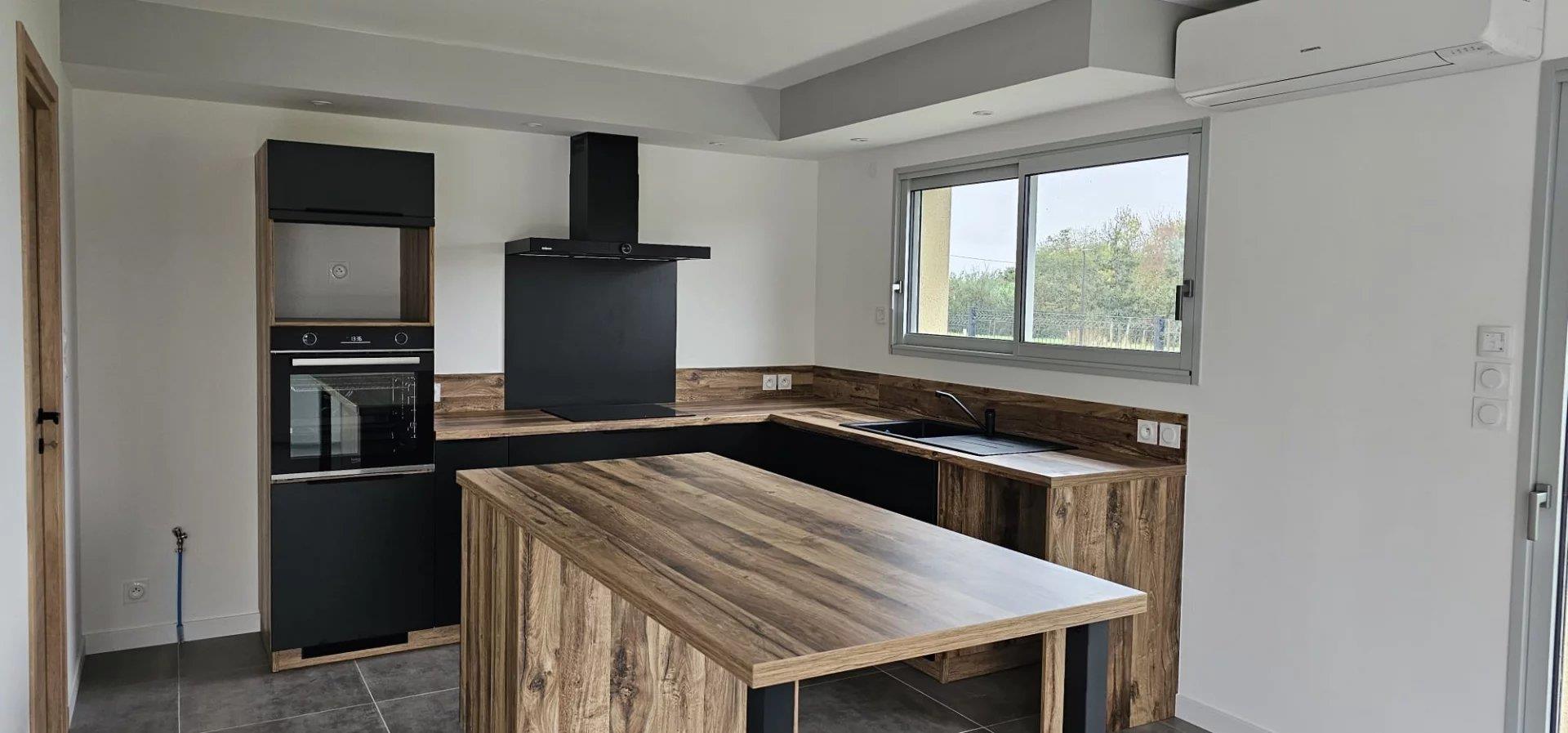 Maison à vendre, 106m², Saramon