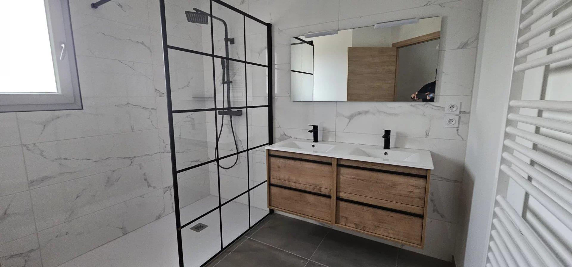 Maison à vendre, 106m², Saramon