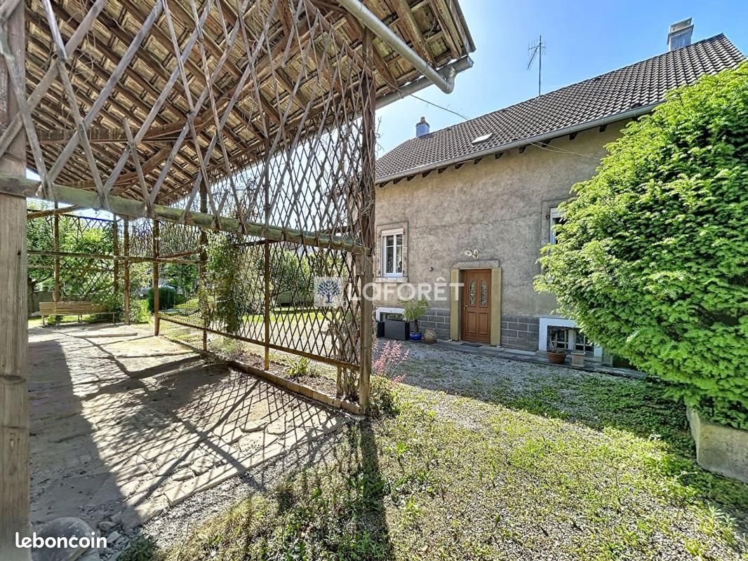 Maison à vendre, 138m², Fesches-le-Châtel