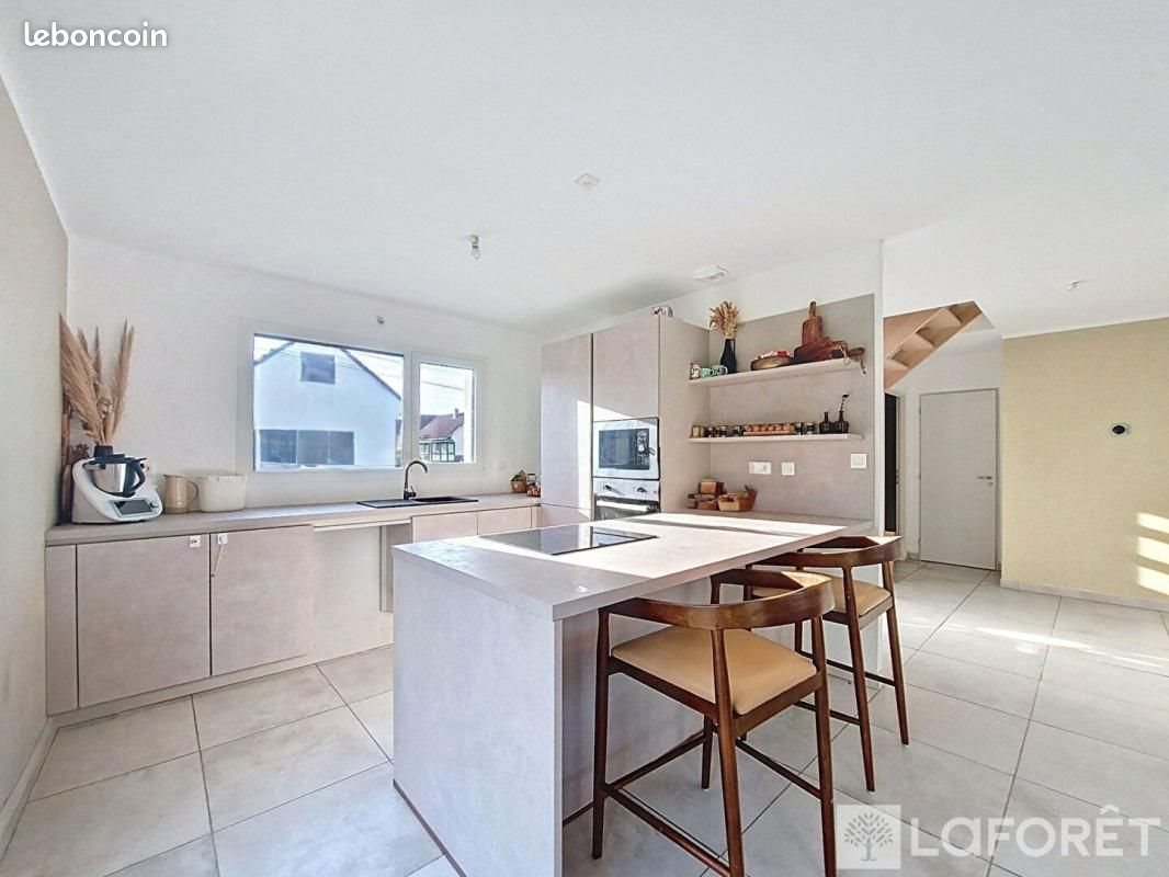 Maison à vendre, 122m², Colombier-Fontaine