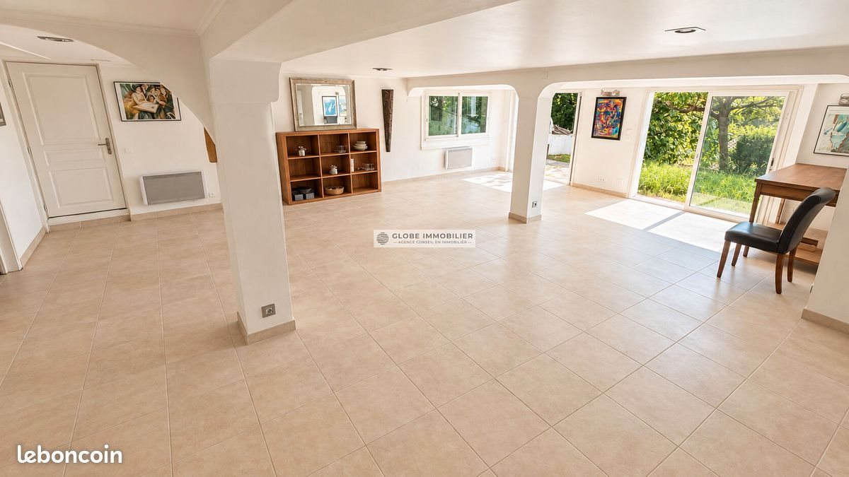 Maison à vendre, 246m², Bassussarry