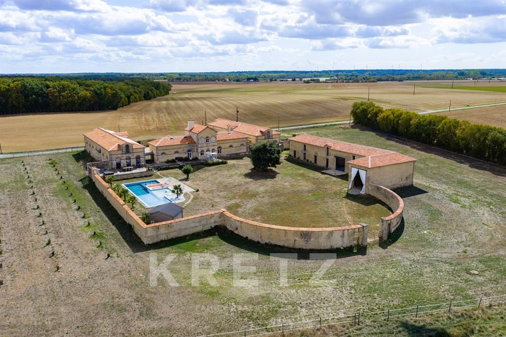 Dom, 396 m², działka 814 m²