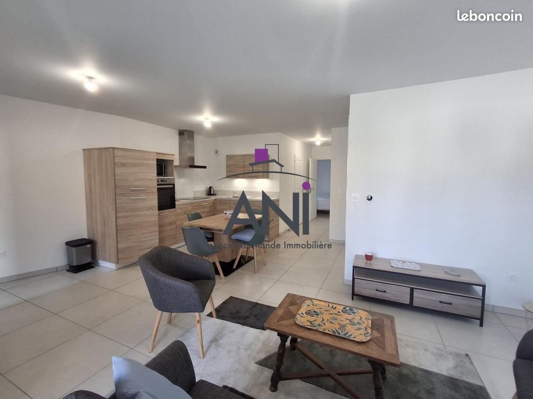 Appartement à louer, 72m², Luneray