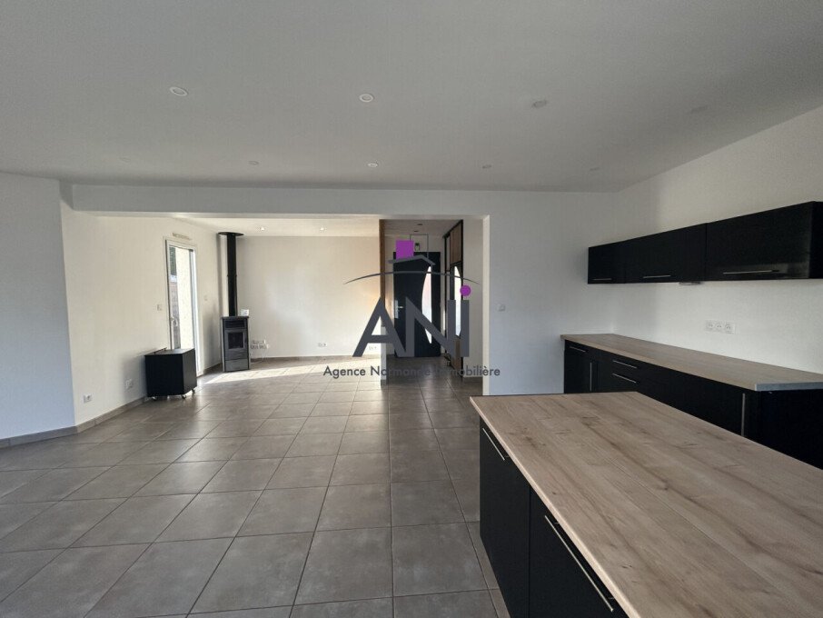Maison à louer, 109m², Auppegard