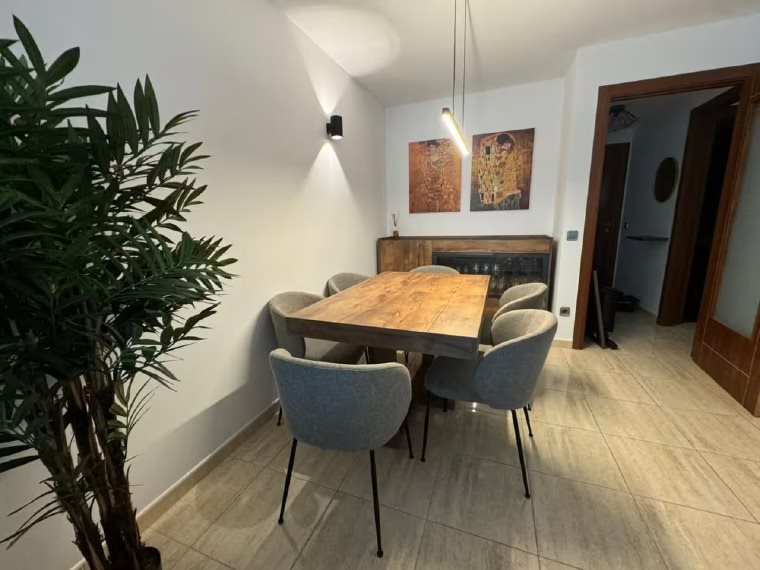 3-bedroom flat for sale in Encamp · 2 of 3