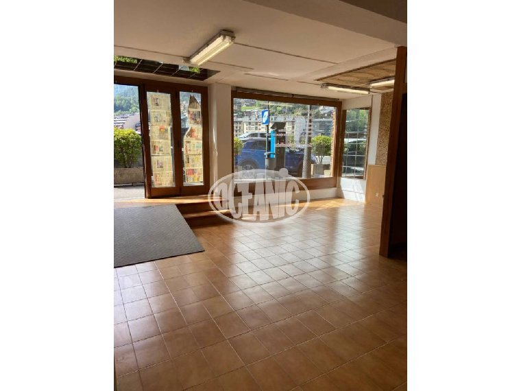 Commercial premises for sale in La Massana · 13 of 15