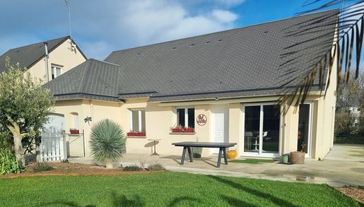 Maison 4 pièces 86 m² · à Le Val-Saint-Père · 86 m² · 278 000 €