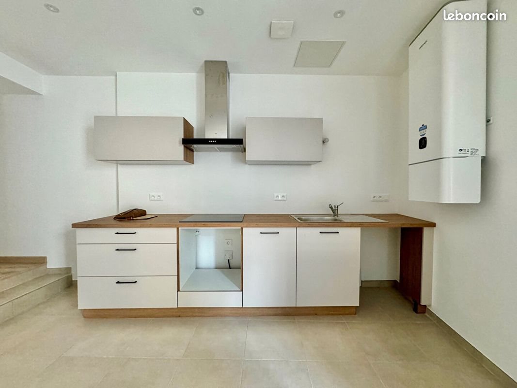 Appartement à louer, 50m², Sénas