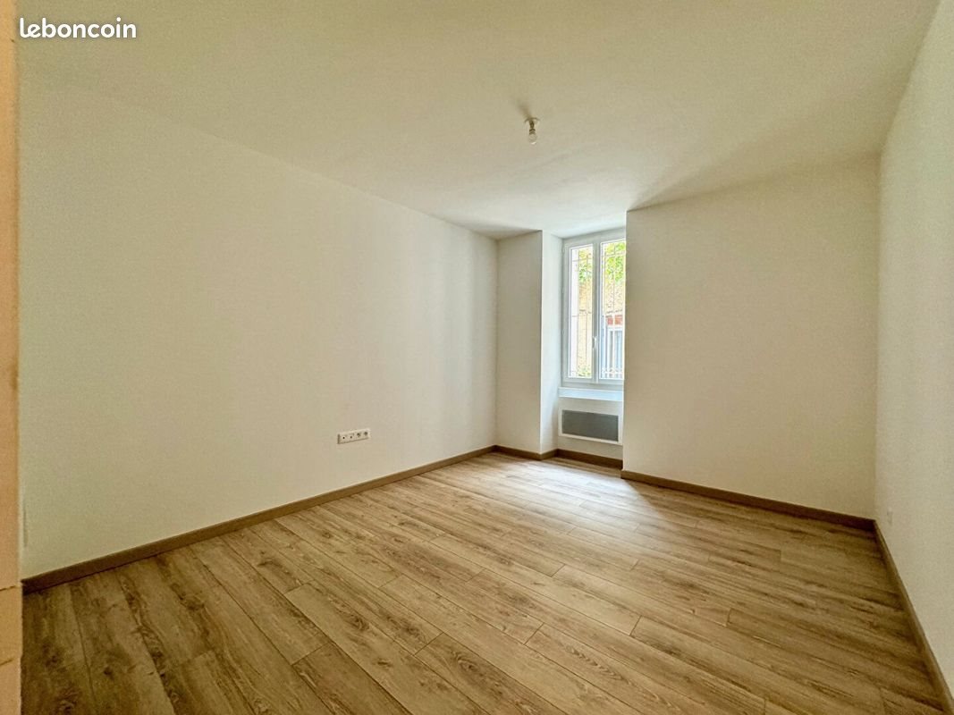 Appartement à louer, 50m², Sénas