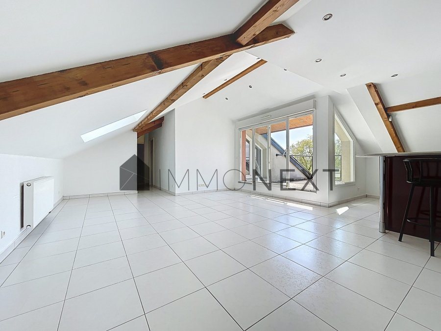 Appartement à louer, 78m², Manom