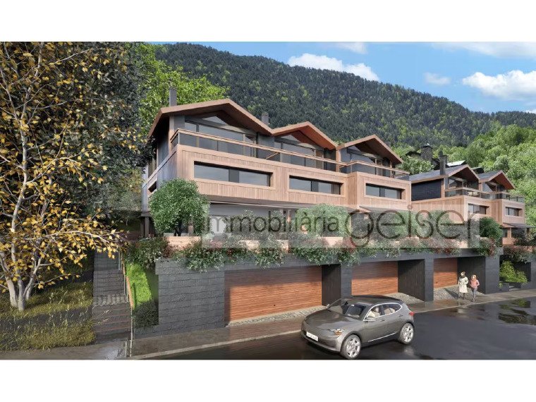 4-bedroom chalet for sale in Ordino · 2 of 3