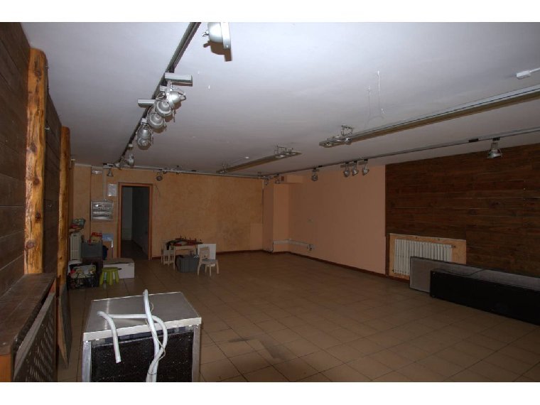 Commercial premises for sale in Arinsal, La Massana · 2 of 2