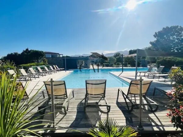 Appartement à vendre, 246m², Lecci