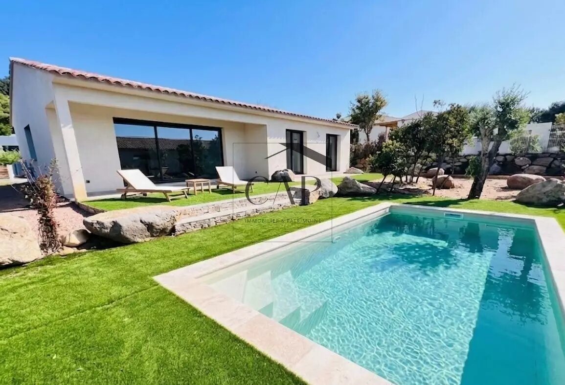 Maison à vendre, 106m², Lecci